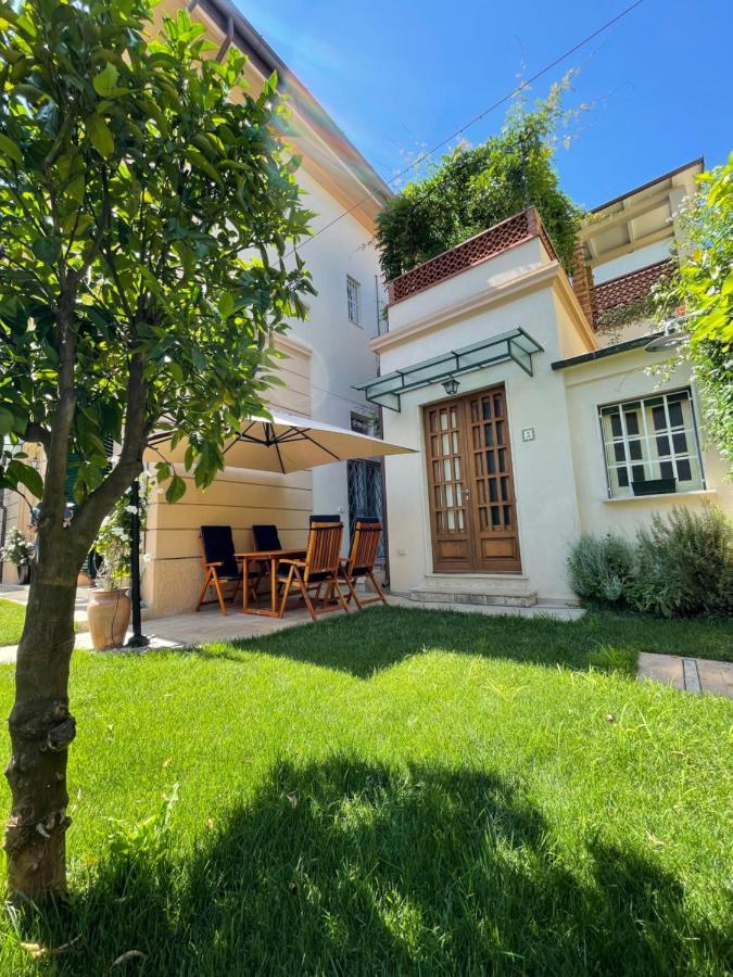Ferienwohnung Monolocale Pura Vida Viareggio Exterior foto