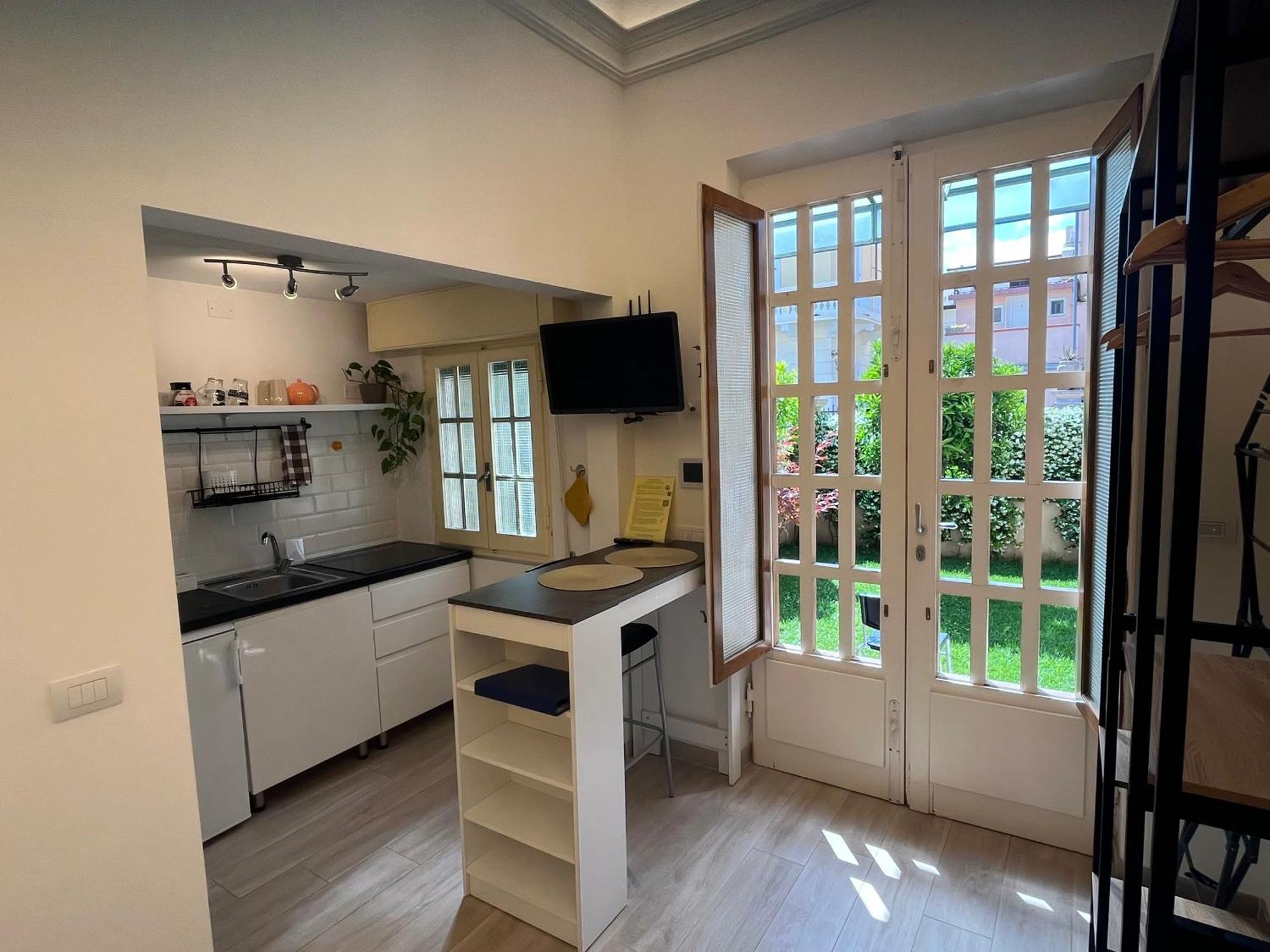Ferienwohnung Monolocale Pura Vida Viareggio Exterior foto